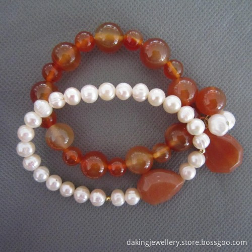 Charms Pearl Bracelet with Carnelian Stone, Pearl Jewellery (BR121024)